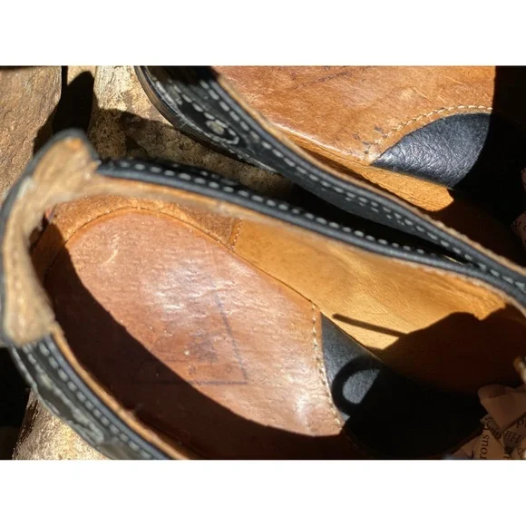 John Fluevog Adrians Amanda Saddle Shoe Loafer Leather Size 8 Womens Black Khaki - Picture 6 of 16